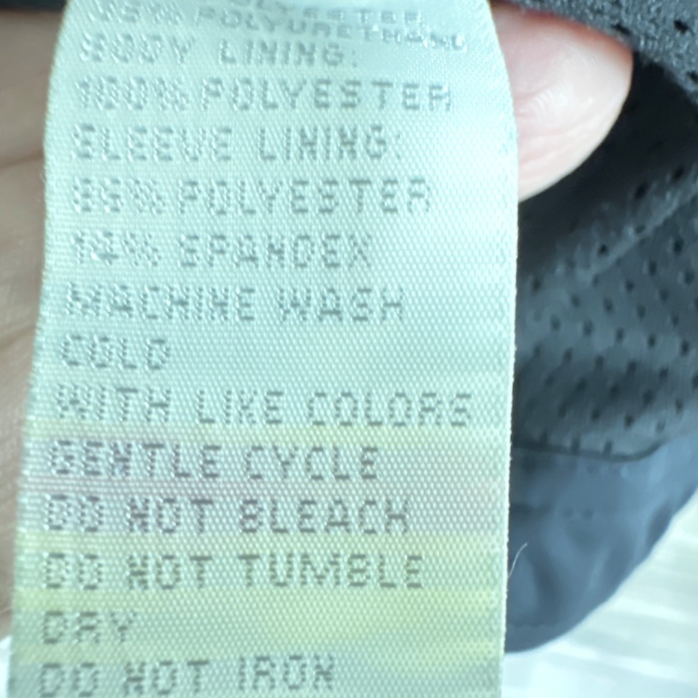 Women’s waterproof Jacket - Picture 9 of 9